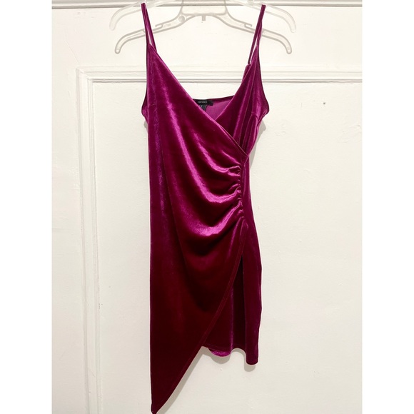 Forever 21 Velvet Wrap Bodycon - Picture 2 of 4